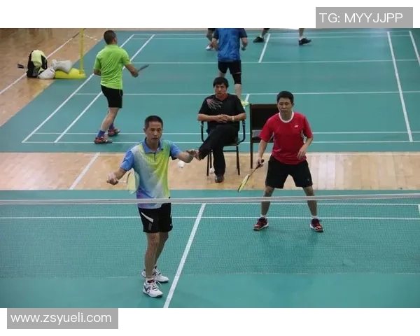 赛后分析:广州羽毛球队与北京羽毛球队速度对决的精彩瞬间与战术探讨 赛后分析:广州羽毛球队与北京羽毛球队速度对决的精彩瞬间与战术探讨